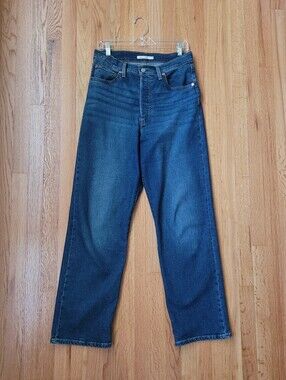 Levi's Ribcage Straight Jeans❤️